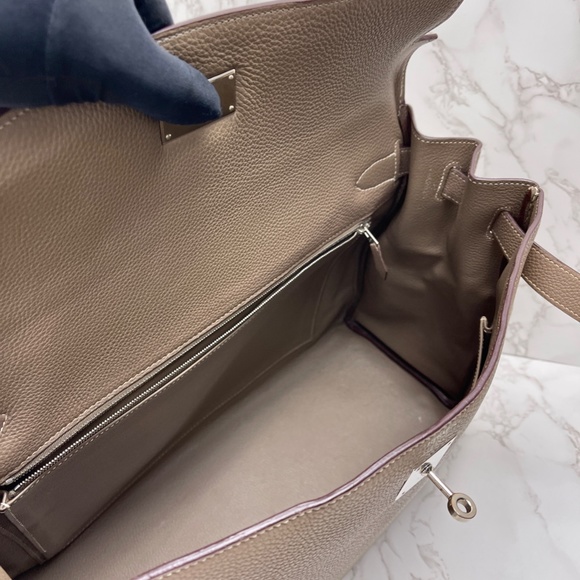 ❌❌❌ SOLD! ❌❌❌ Hermès Etoupe Togo Retourne Kelly 40 - Picture 12 of 16